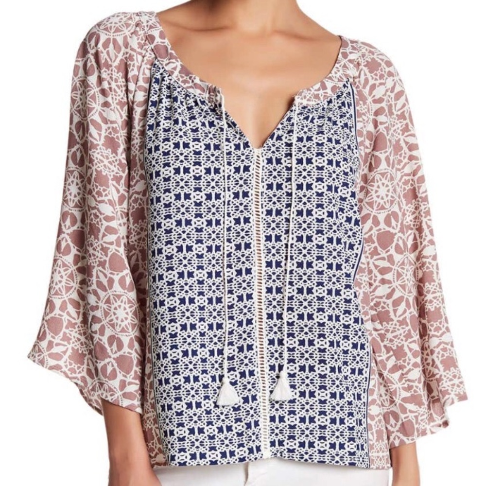 Lovestitch 3/4 sleeve tassel tie blouse